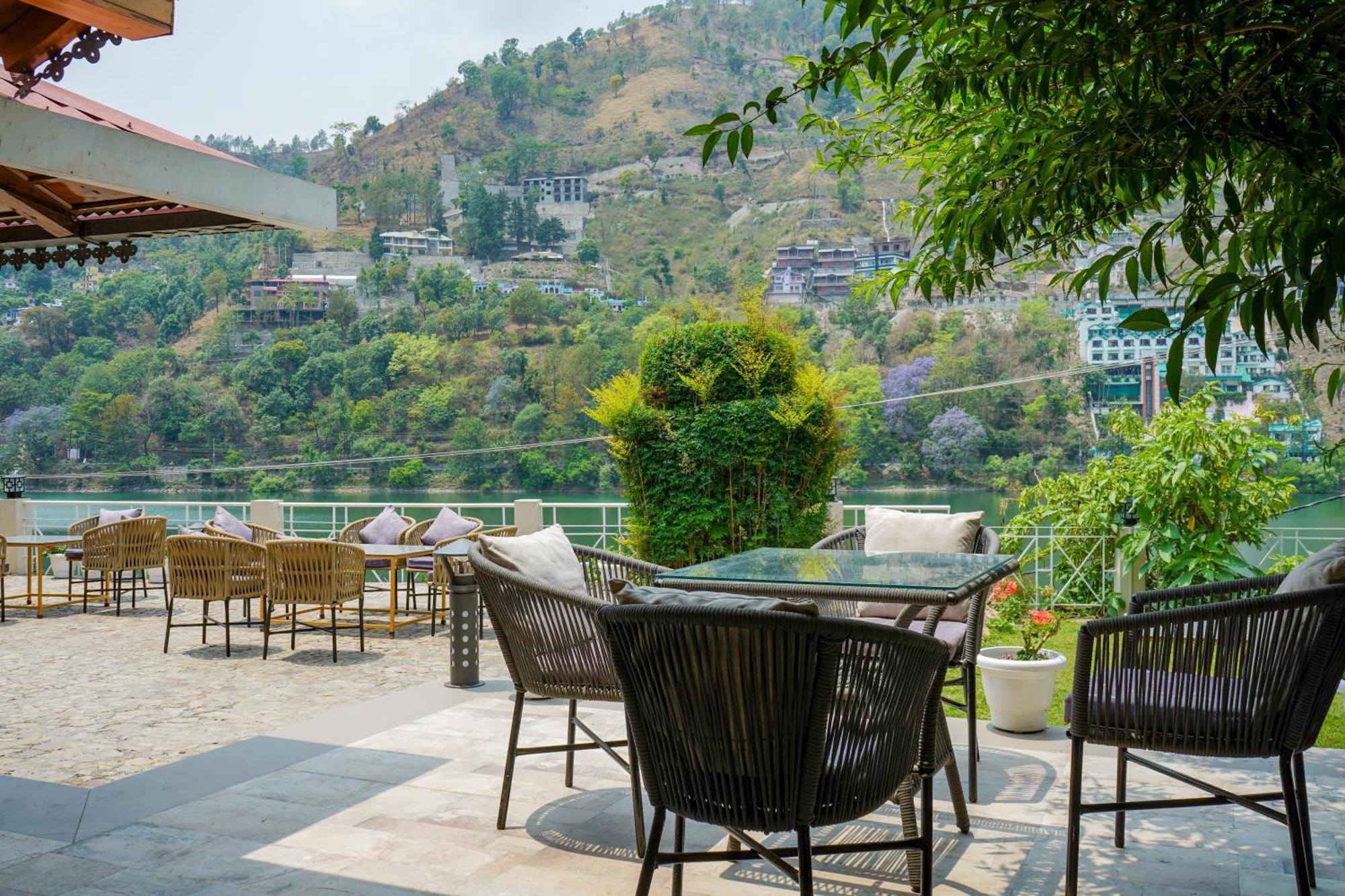 Neelesh Inn- A Luxury Lake View Hotel- 20 Kms From Nainital Bhīm Tāl Exterior foto