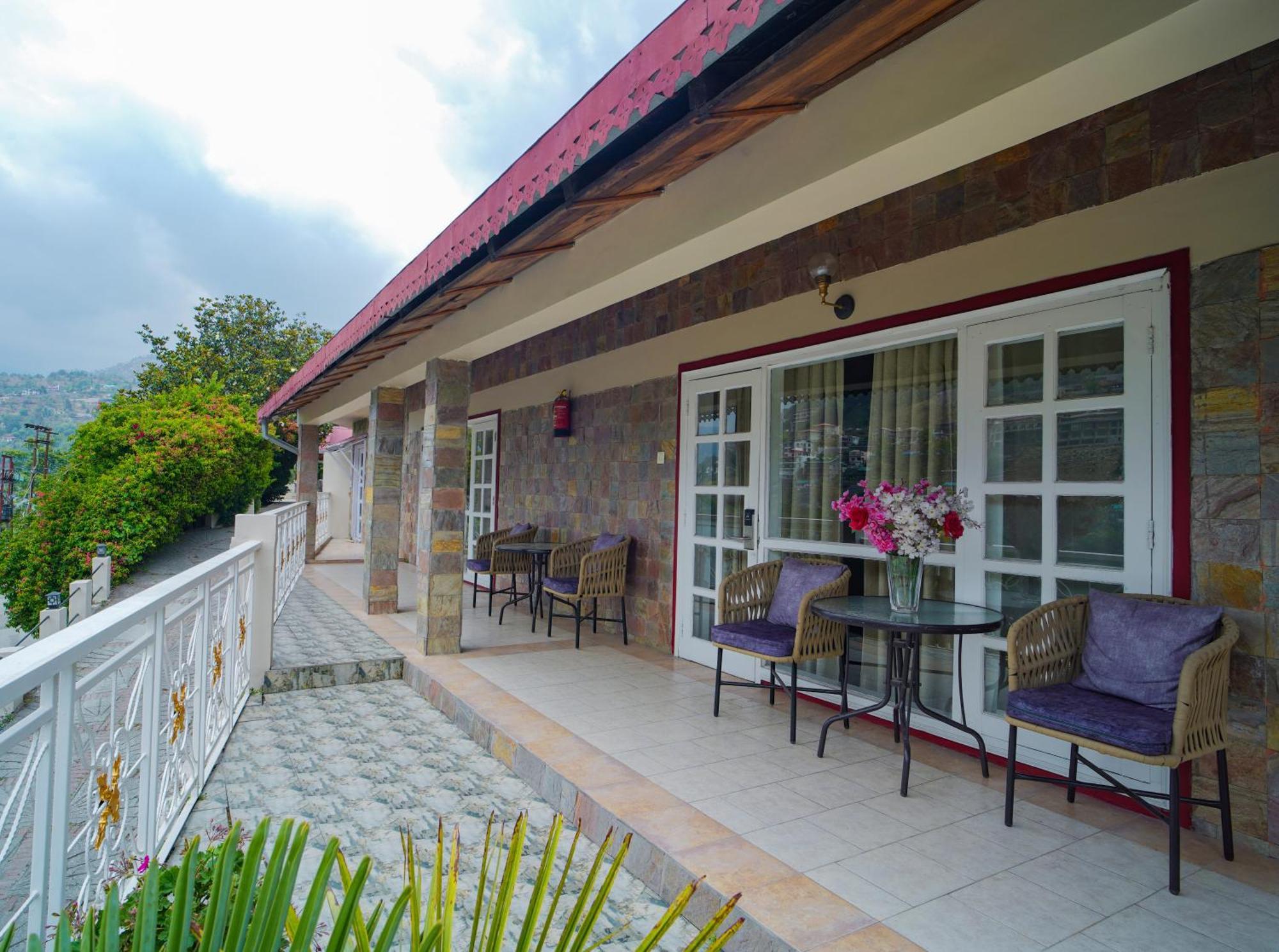 Neelesh Inn- A Luxury Lake View Hotel- 20 Kms From Nainital Bhīm Tāl Exterior foto